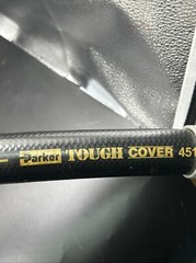 PARKER TOUGH COVER 451 21,0MPa 3000 PSI MSHA IC-40/26 SAE100R17-16 25mm 1x2w 36″