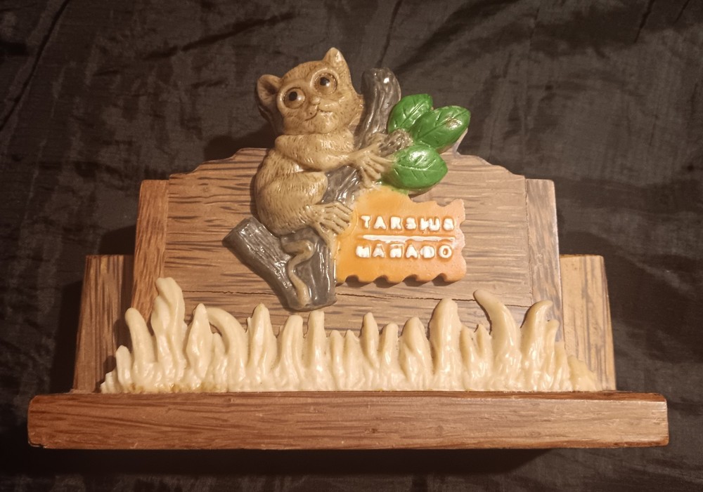 Tarsiua Manado Business Card & Pen Holder Desk Top Tarsier Indonesia Philippines