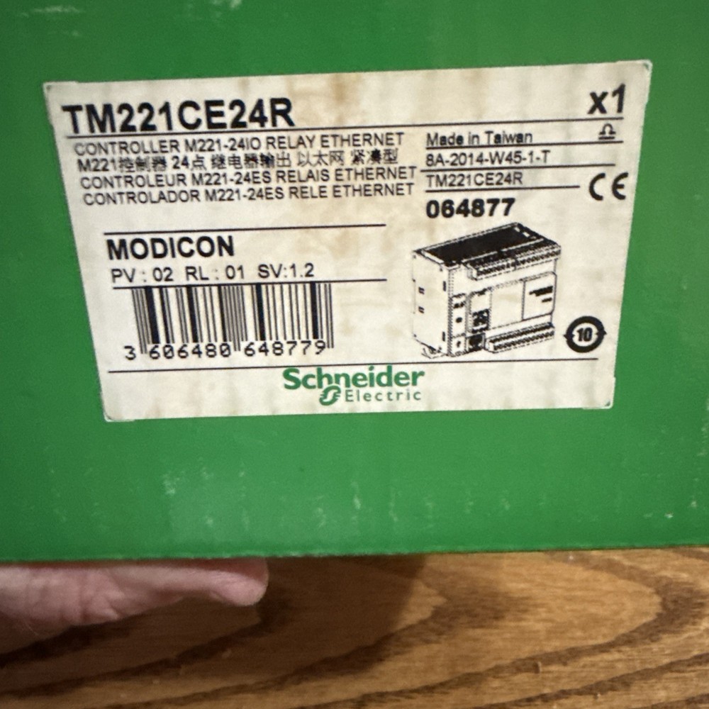 1PC Schneider Electric TM221CE24R PLC Controller M221-24IO Relay Ethernet