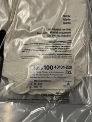 CertiClean Class 100 Nitrile Cleanroom Gloves XL 100/Bag VWR 40101-228