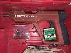 Hilti DX E37 Powder Actuated Concrete Nail Gun, Case & Accessories – Like Ramset
