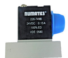 Numatics L22BA452BG00061 Pneumatic Valve Block w/226-749B Coil 24VDC
