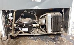 GE Refrigerator Condenser Fan Motor Complete 1300RPM Motor, Fan, and Brackets
