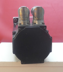 Kollmorgen AKM43E-ACCNAA00 Servo Motor, 84mm Frame w/ BiSS B Single Turn Encoder