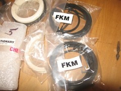 NIB LOT CHESTERTON 2.000 INCH SPLIT SEAL ROTARY & STATIONARY SEAL KITS P5383