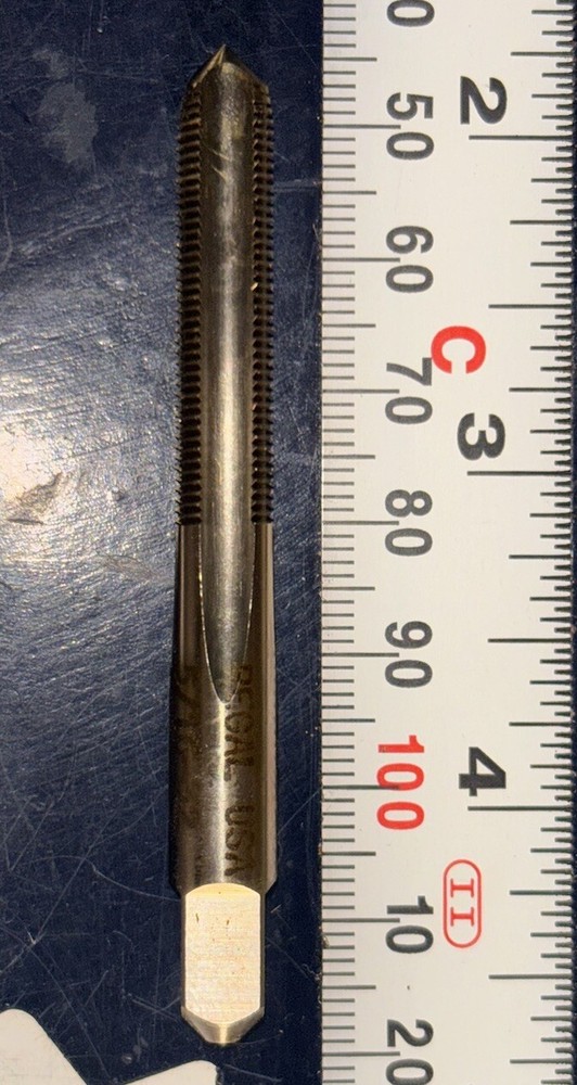 REGAL 5/16-32 4FL PLUG TAP HSS High Speed Steel NEFHS 5/16” D13111 USA ONE TAP