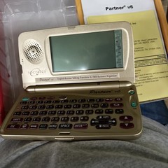 Partner V6 Socrates English-Russian Talking Electronic Translator