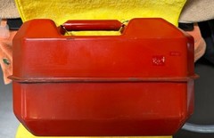 Vintage Steel BLITZ 2.5 Gal RED Gas Can USA DOT-5 L USMC 20-2 1/2-84 w/new Spout