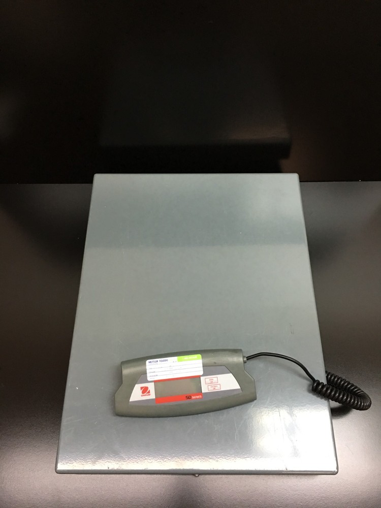 OHAUS Item No SD200L Portable Bench Scale 20.5 in x 15.7 in with WARRANTY