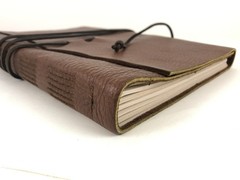 Luxurious Genuine Leather Journal 11.5 x 8.5 inches Sketchbook blank pages strap