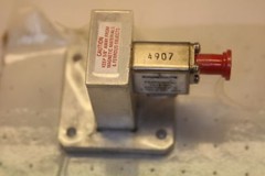 ALCATEL 7.750 – 8.500 GHz FERROCOM ISOLATOR 7518-SFI