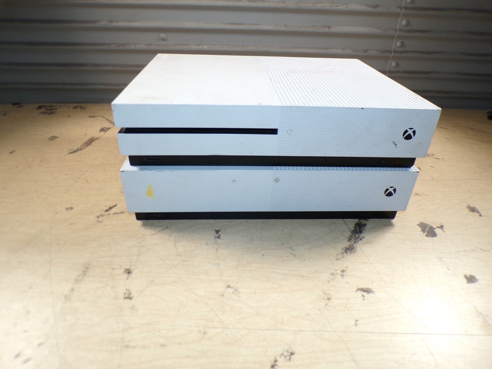 X2 MICROSOFT XBOX ONE S 1681 WHITE CONSOLE / ALL DIGITAL EDITION