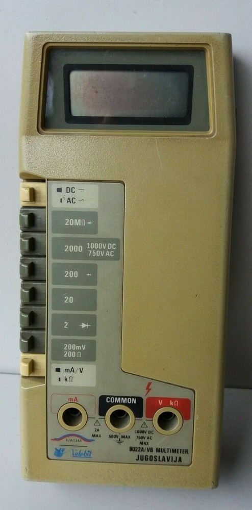 FLUKE TRUE RMS MULTIMTER 8022A/VB