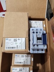 WEG CWB25-11-30D15 / CWB251130D15 Contactor, New