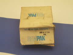 GAMPAK 8150 (LOT OF 10 BLISTER CARDS) (4) 1/2″ KNOCK OUT SEALS PER CARD