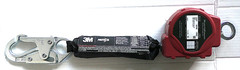 NEW 3M PROTECTA 3100425 Self-Retracting Lifeline – 11 Feet Long – NEW
