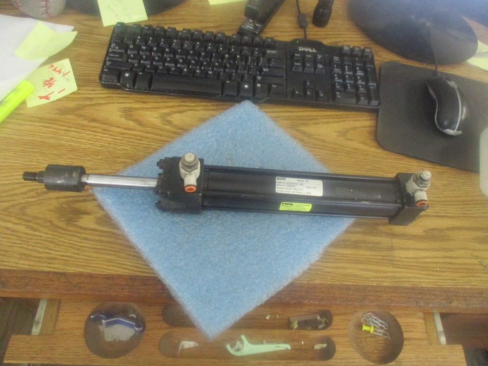 Parker Cylinders Series 2A Cylinder, Model: 01.50 F2AU14A 8.500