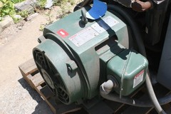 Sullair Model ES8 30 HP Rotary Screw Air Compressor 230/460V, 3540 RPM, 60 Hz