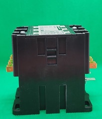 SQUARE D 8910DPA63V02 3POLE 60A 600V Definite Purpose Magnetic Contactor [2NS1]