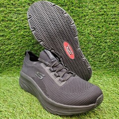 Skechers D’Lux Walker SR Ozema Slip Resistant Work Shoes Black Womens 7.5 WIDE