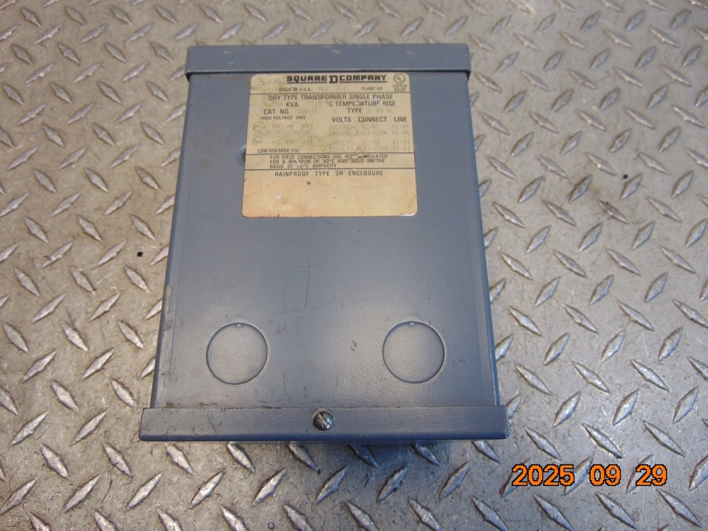 SQUARE D 750SV1F .75kVA TRANSFORMER 1PH PRI: 240/480V SEC: 120/240V