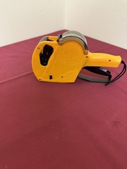 hb 18 hubert labeler one line/8 Characters