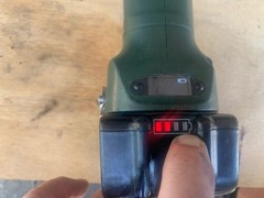 Greenlee Gator Cable Cutter Es32x W 6.0 Ah Battery No Charger Included Pre-owned