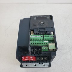 Schneider Electric Altivar 320 ATV320U15N4C 2 HP Variable Frequency Drive