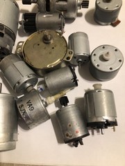 Scrap Motors 4 Pounds Small Electronic Parts Only Crafts Miscellaneous Small