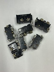 (LOT OF 7) NEW CONTACT BLOCK E30 HEAVY DUTY 600V MAX, STD DUTY 250V MAX