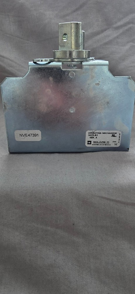 Square D 9421lb7 PowerPacT B, operating mechanism, 125A. Brand New!