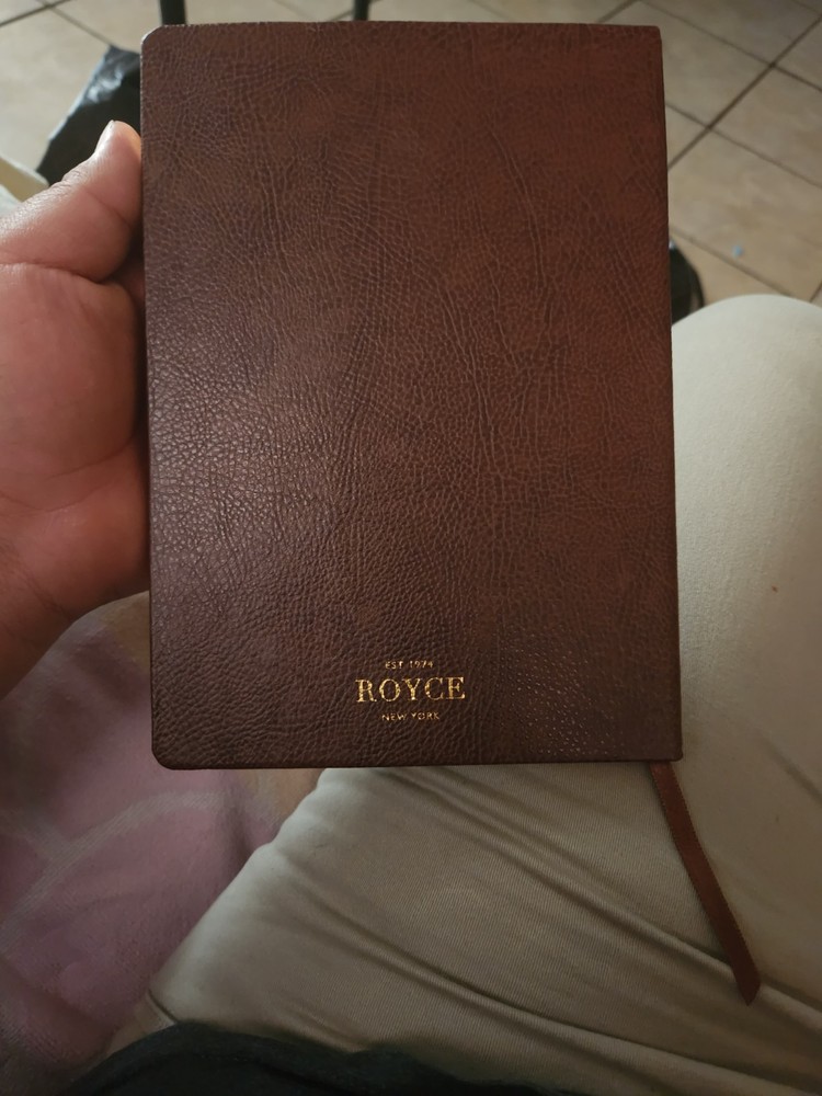 Royce New York Leather Bound Journal, Pebble Grain Leather 8.25″ x 5.75″ x 1″