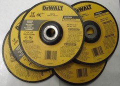DEWALT DW8476 7″ x 1/4″ x 7/8″ T27 HP Aluminum Grinding Wheels 5pcs