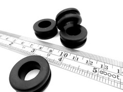 3/4″ Hole Fit Rubber Grommet Bushing For 1/8″ to 5/32″ Thick Panel, Has 1/2″ ID