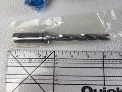 Iscar .413″ Coolant Thru Indexable Drill 5/8″ Shank DCN 0413-331-063A-8D