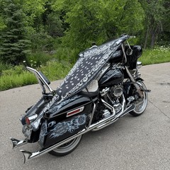 THIGHBRUSH® – LA NOCHE – Water Repellent Motorcycle Cover and Sunshade