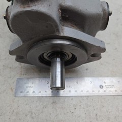 Variable Hydraulic Piston Pump Used No Manufacturer Tag See Pictures For Details