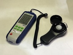Lot of 4 Digital Lux Meters: 20250-00, EPS2000LM, LX1010BS, LX1330B