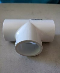 Lasco 3/4″ Schedule 40 PVC Tee (Slip x Slip x Slip) – USA Made