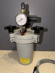 Nordson EFD 615DT 1L Cast Aluminum Fluid Pressure Reservoir Tank w/ Regulator