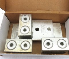 Box Of 3 K2A44U2N – Burndy Aluminum Universal Terminal 2 Conductor 2-Hole Lugs