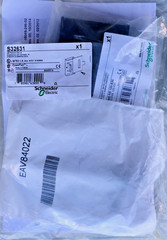 Schneider Electric S32631 Padlock Kit LOTO Lockout Tagout OSHA Compliant Set New