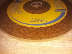 6 NORTON 46 Grit 7″x 1/4″x 7/8 Raised Hub Grinding Wheel Disc 6000 RPM
