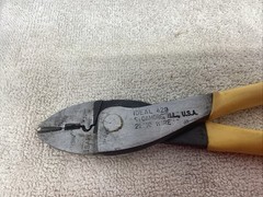 Ideal Tool #429 Hand Crimper 22-10 Wire Crimping Tool – USA – Yellow Handle