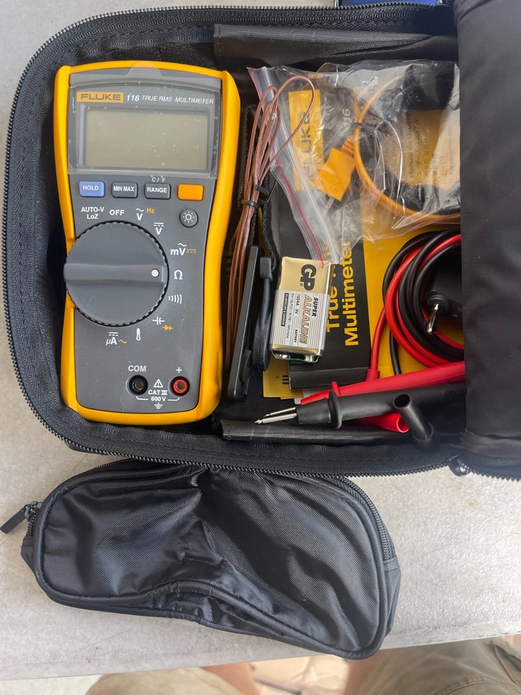 Fluke 116 Handheld True RMS Multimeter Gray Yellow New