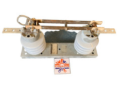 Cleaveland/Price LCO-C Hookstick Operated Disconnect Switch 14.4kV 15.5kV Max.