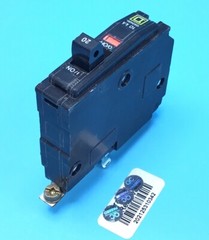 One (1) New Circuit Breaker Square D QOB120 20 Amp 1 Pole FOR BOLT ON PANEL