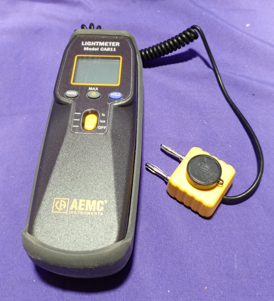 AEMC Lightmeter Model CA811