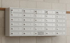 USED FixtureDisplays 30-Slot Cell Phone Locker / Charging Station – Steel, Wall