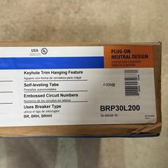 Eaton 200A 30/60 Indoor Main Lug, 1 Phase, 3 Wire, BRP30L200